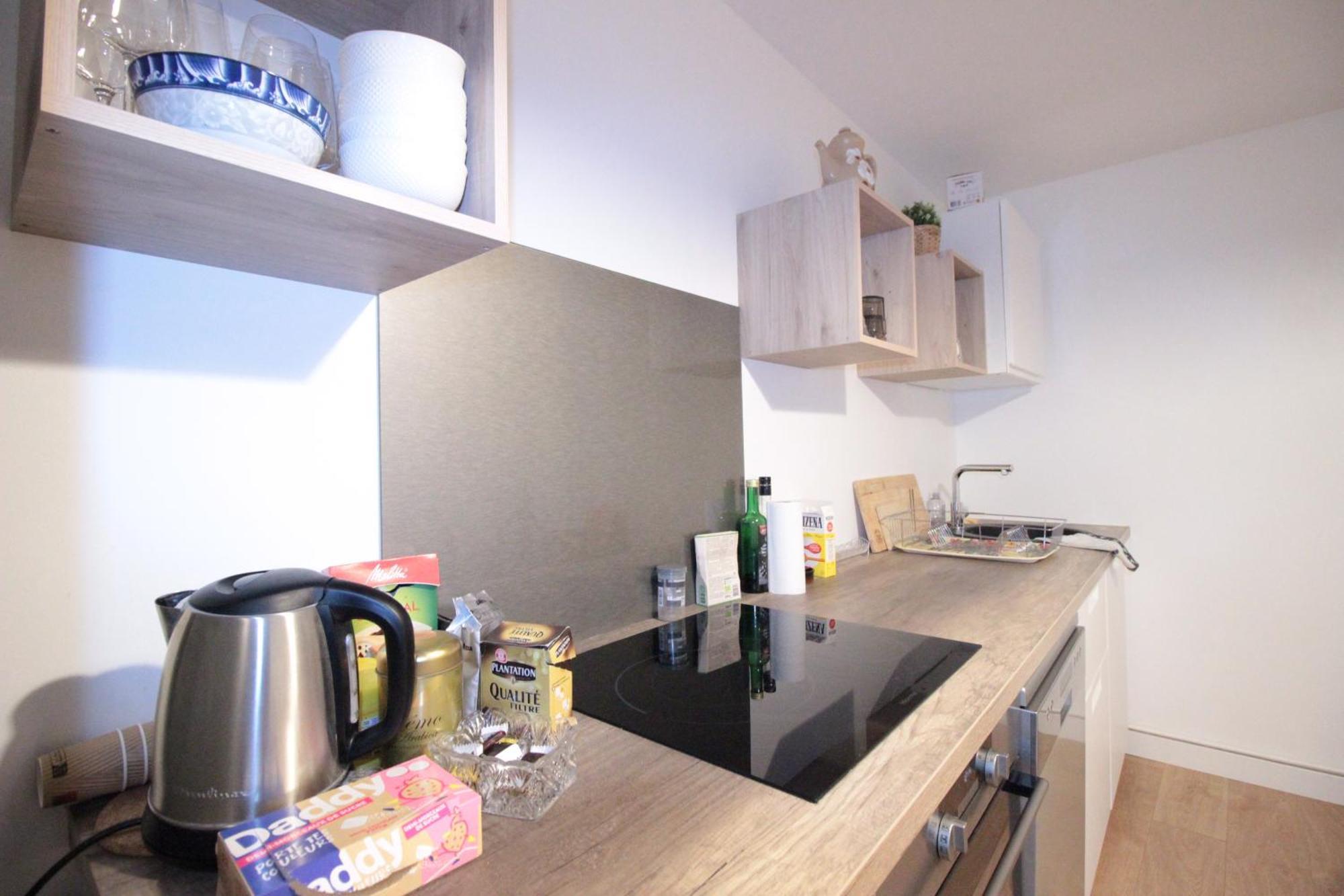 Logement Neuf "Meuse" - Hyper Centre - Parking Proche - Proche Gare - 4 Chambres - Terrasse Couverte - Wifi ! Gere Par Prestazen'Services 베르됭쉬르뫼즈 외부 사진